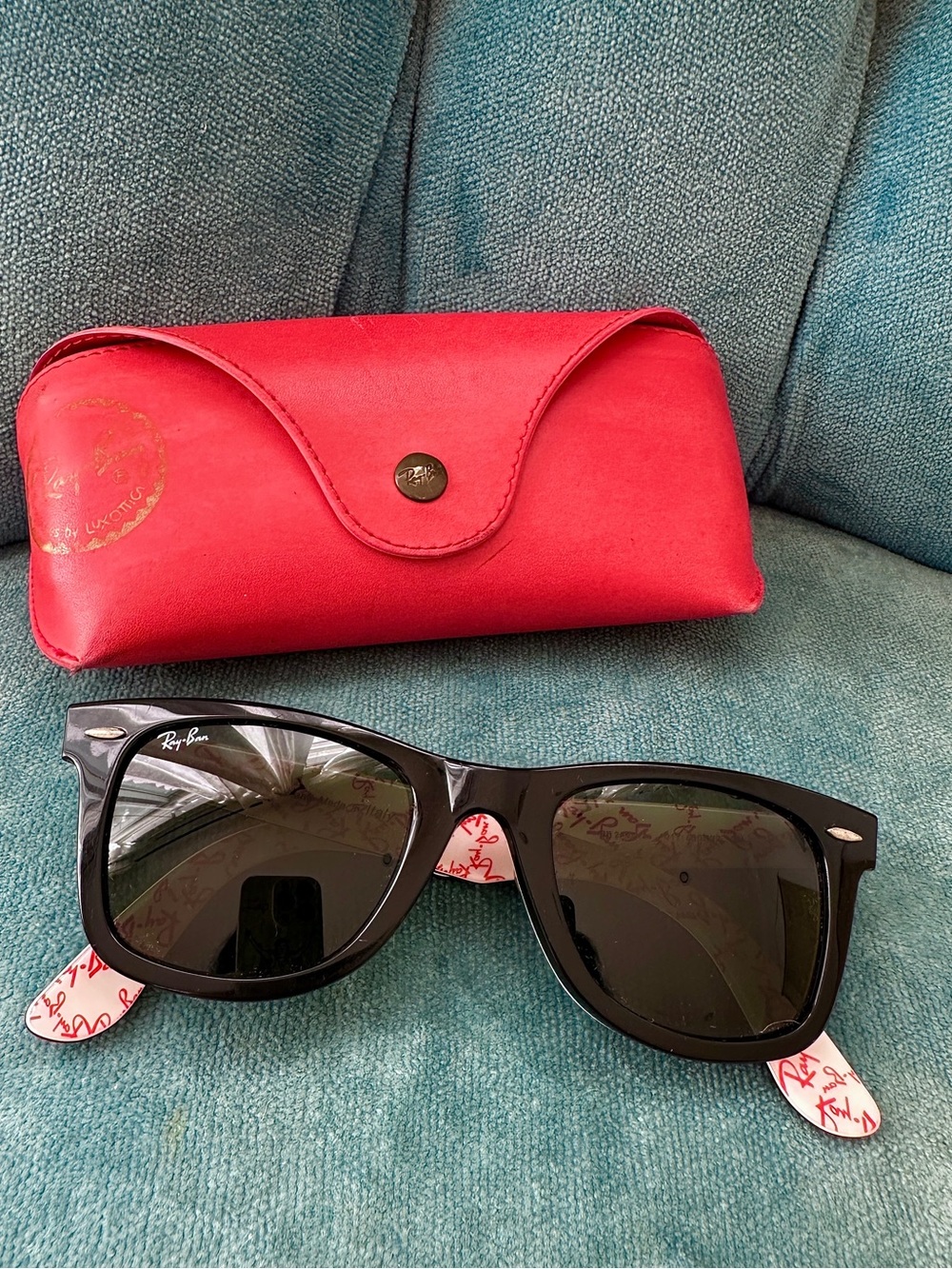 Ray-Ban Original Wayfarer Sunglasses ItalyMade RB2140 Rare Print Special Edition